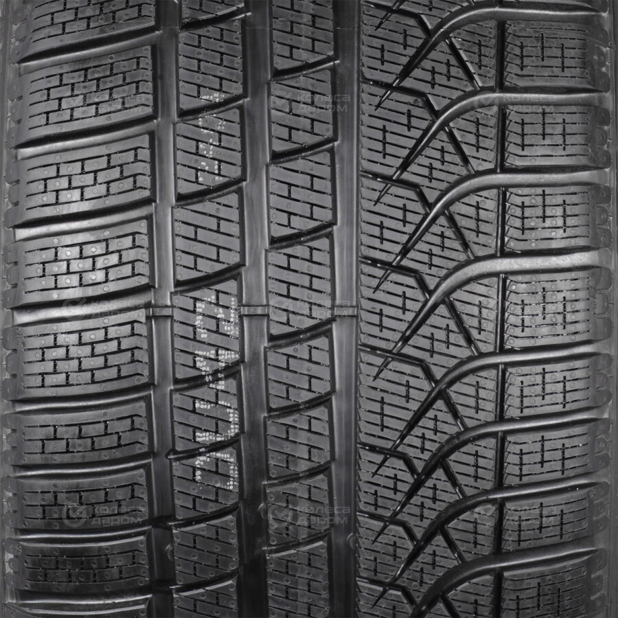 Шина Pirelli P ZERO Winter Elect 245/45 R20 103V (омологация)