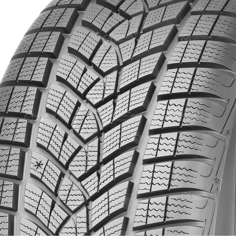 Шина Goodyear UltraGrip Performance SUV 285/35 R22 106V
