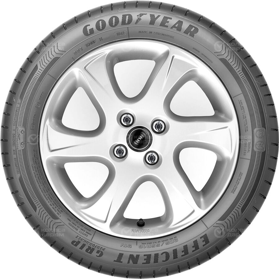 Шина Goodyear Efficient Grip Performance 195/50 R15 82V