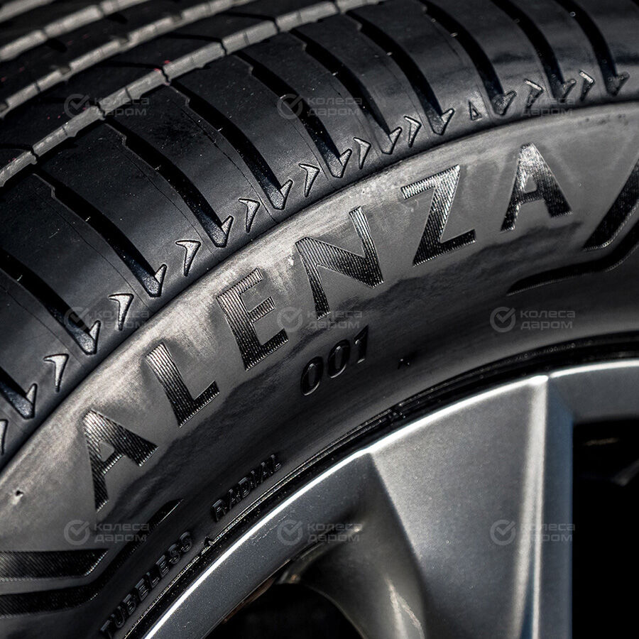 Шина Bridgestone Alenza 001 265/50 R20 111V