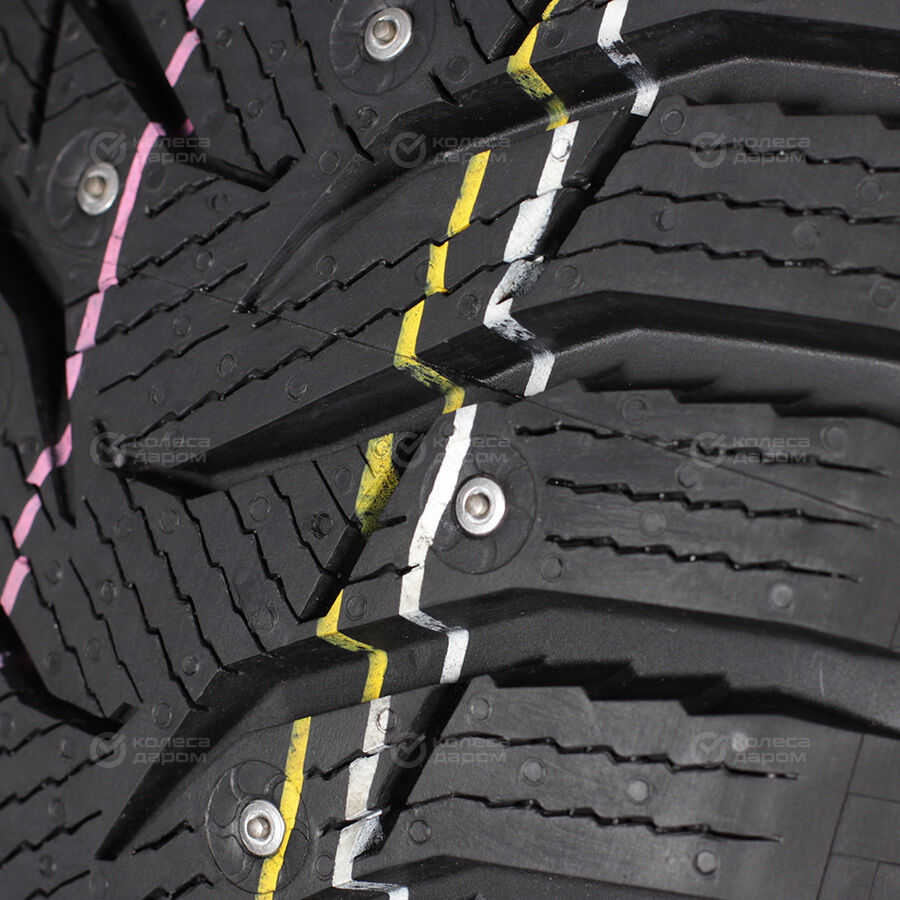 Шина Kumho Wintercraft Ice WI31 215/70 R15 98T