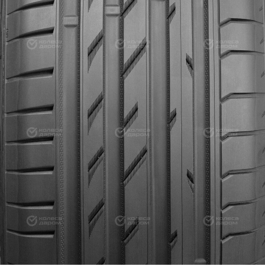 Шина Ikon Character Ultra (Nordman SZ2) 225/40 R18 92W